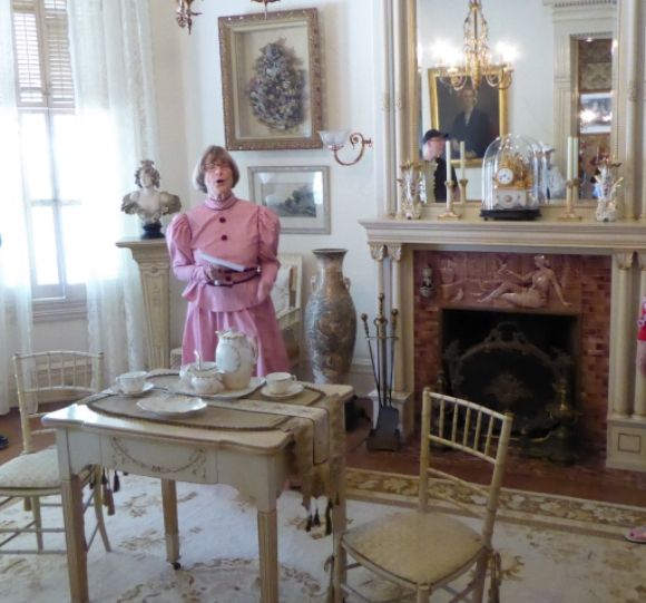 Riverside Heritage House The Main Floor (Photo Diary)